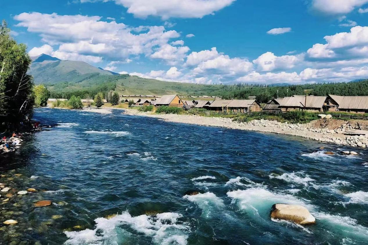 《我的阿勒泰》带火新疆旅游-遇测智能尿检小便池为新疆加“油”